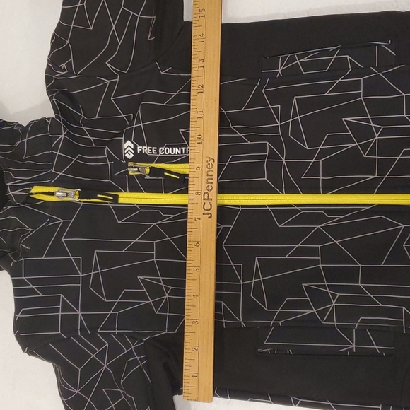 Free country Boys wind & waterproof jacket - Picture 8 of 9